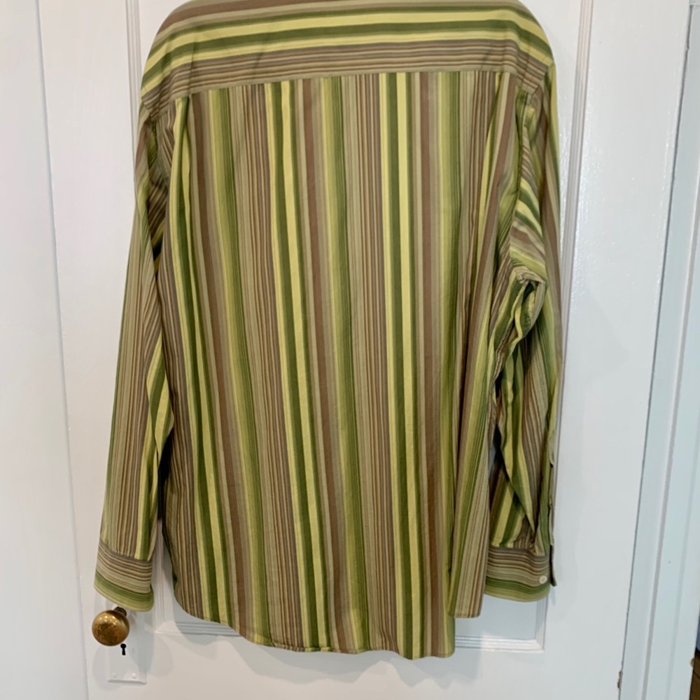 Shirt - Picture 3 of 3